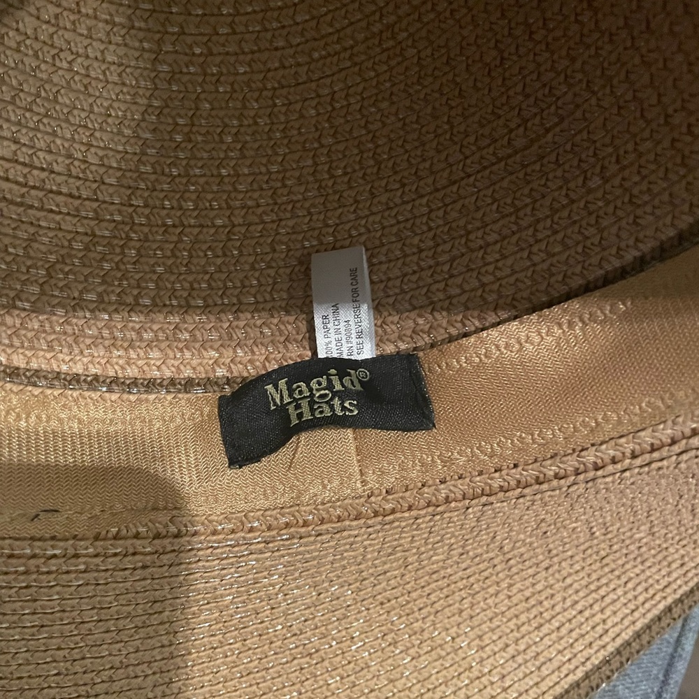 Sun hat - Picture 2 of 3